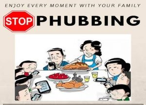 Fenomena Phone and Snubbing (Phubbing) di Zaman Now